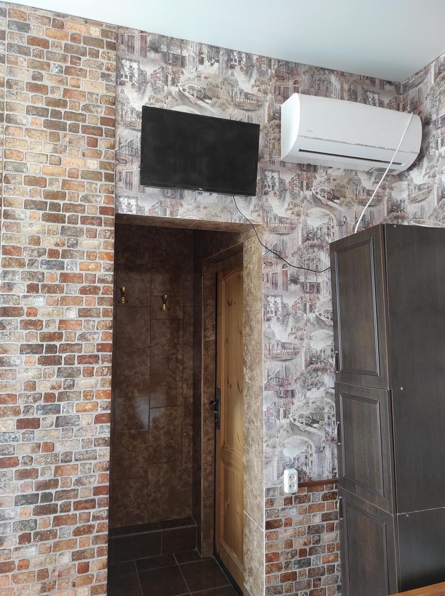 Гостевой Дом Ирина Hotel Сухуми Екстериор снимка
